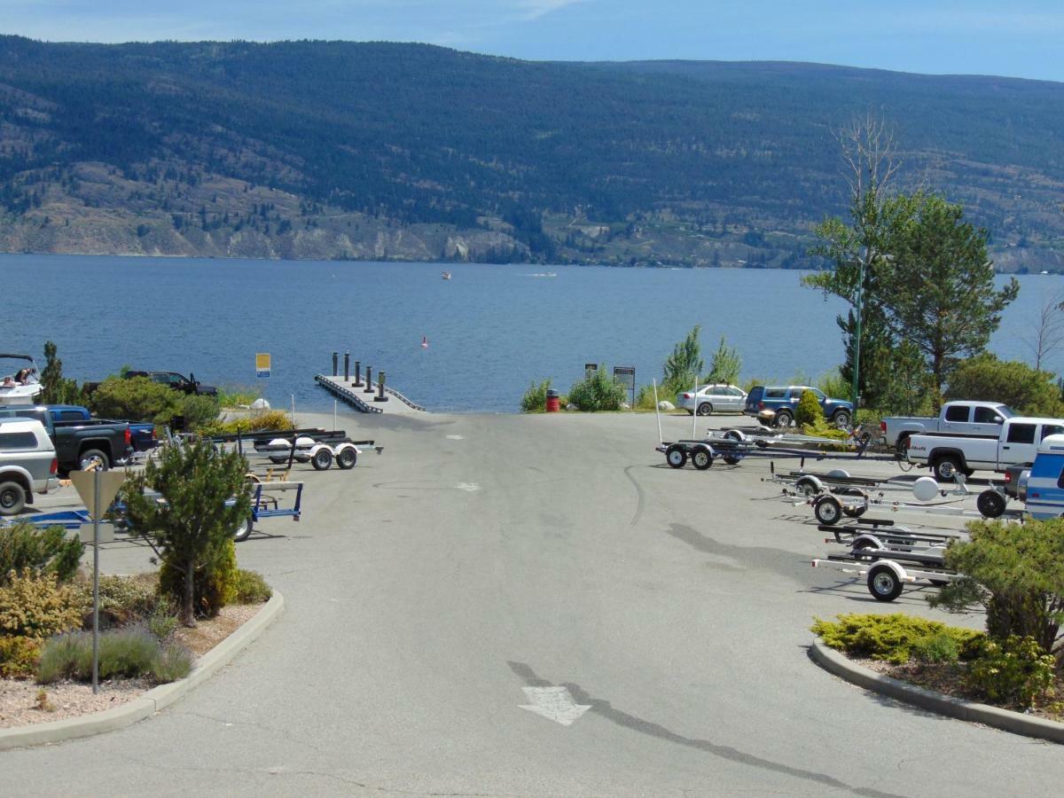 Steller Jay Hollow Summerland Buitenkant foto